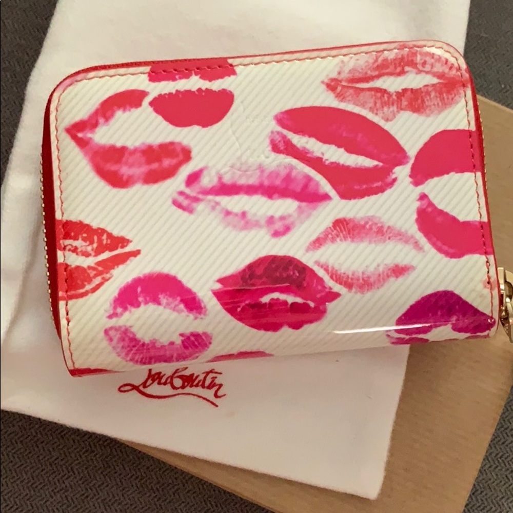 Lips and spikes! Christian Louboutin wallet!